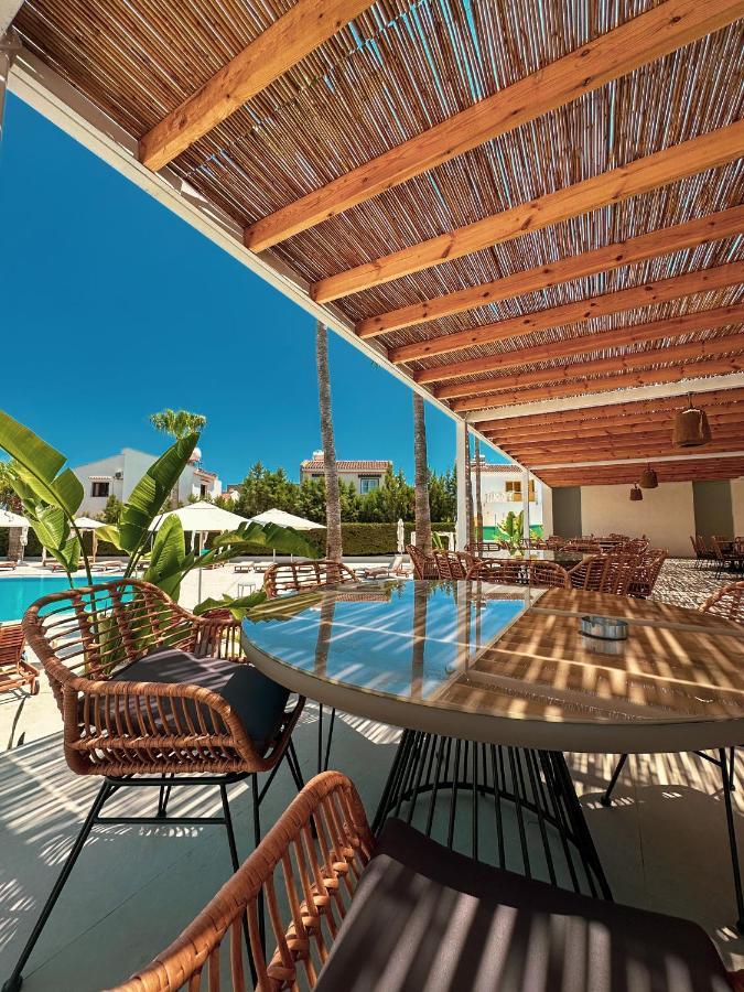 Toxotis Hotel Pernera Екстер'єр фото