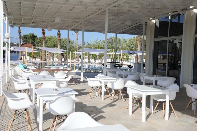 Toxotis Hotel Pernera Екстер'єр фото