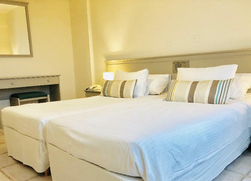 Toxotis Hotel Pernera Екстер'єр фото